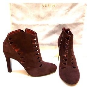 Aerin cut out boots!!